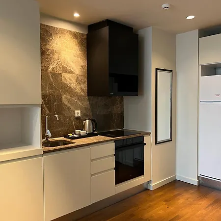 Apartment Huzurlu Ve Sirin *