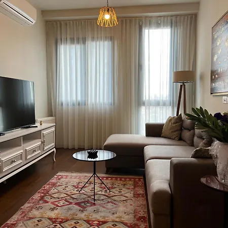 Apartment Huzurlu Ve Sirin