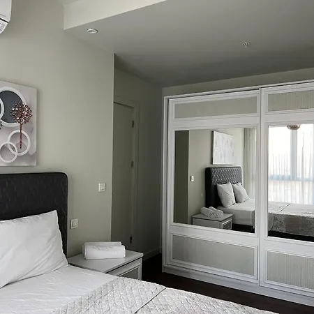 Huzurlu Ve Sirin Appartement Istambul