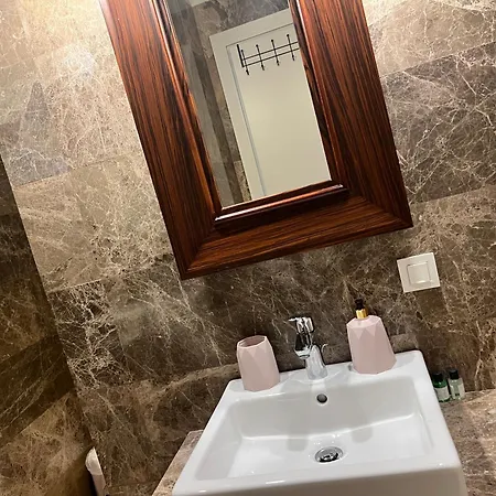 Huzurlu Ve Sirin Apartamento *